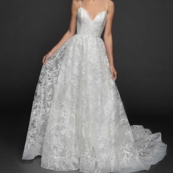 Ivory, a-line, spaghetti straps, lace all around, sequins - Picture 6 of 7